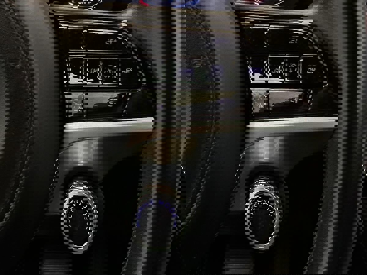 Used 2023 Maserati Grecale GT image 18