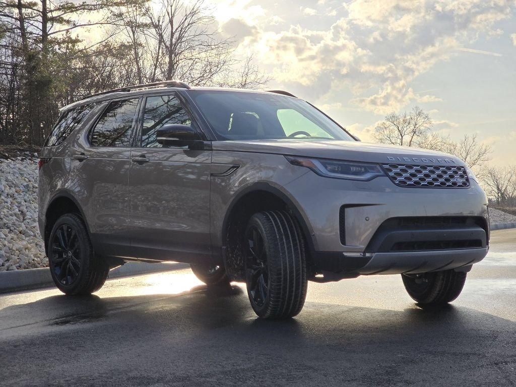 New 2026 Land Rover Discovery S AWD/4WD image 25
