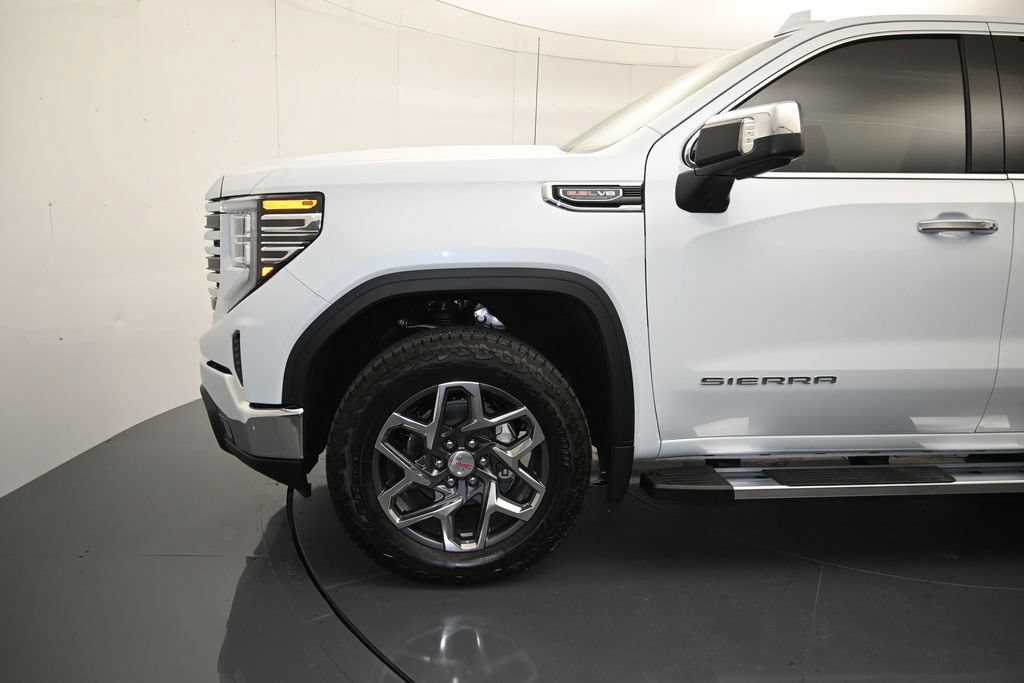 New 2026 GMC Sierra 1500 SLT w/ SLT Premium Package AWD/4WD image 9