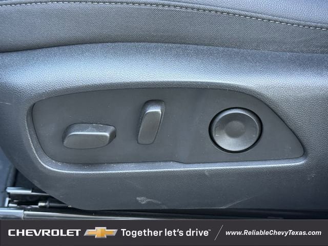 Used 2026 Chevrolet Equinox LT w/ Convenience Package II FWD image 29