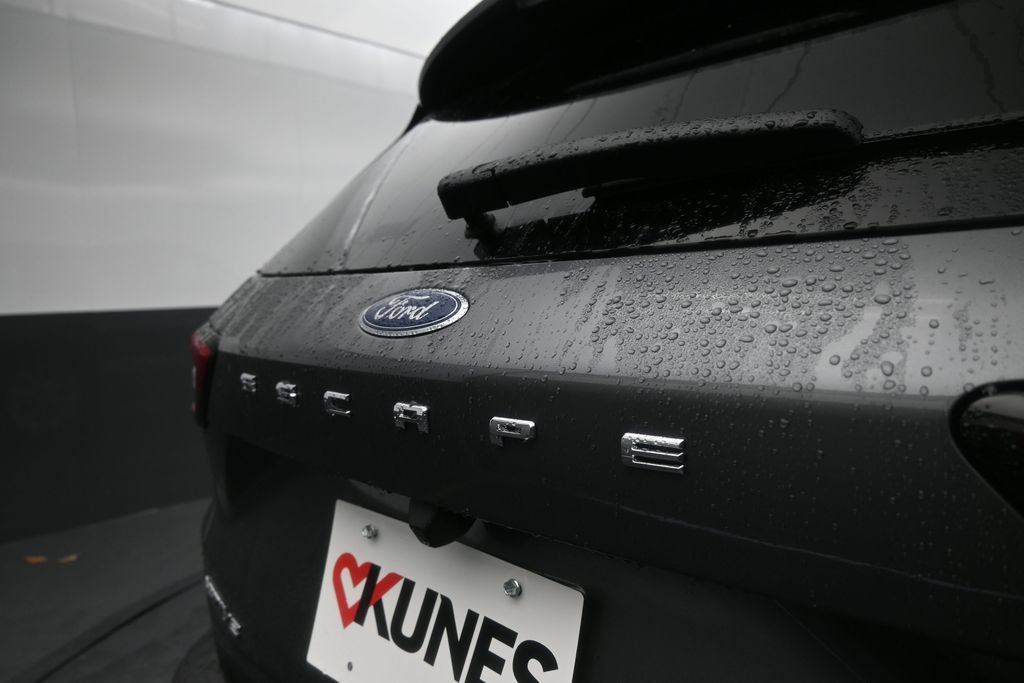 New 2026 Ford Escape Active w/ Cold Weather Package AWD/4WD image 14