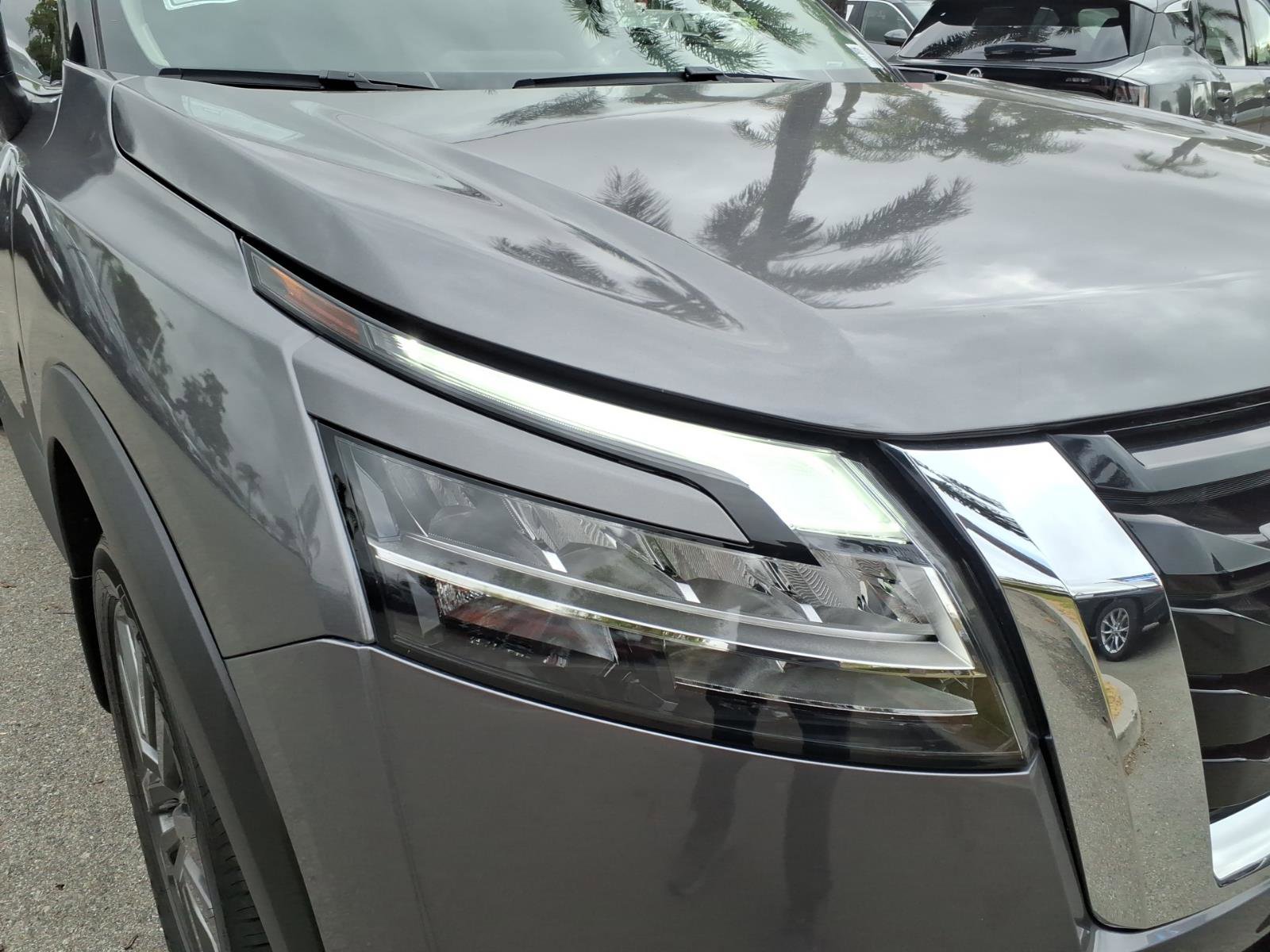 Certified 2022 Nissan Pathfinder SL w/ SL Premium Package image 4