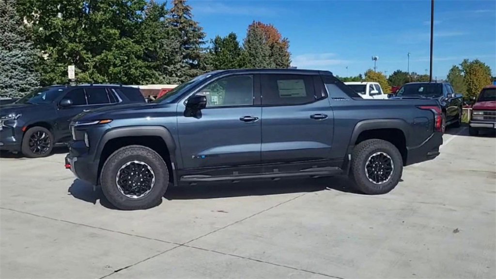 New 2026 Chevrolet Silverado EV Trail Boss image 6