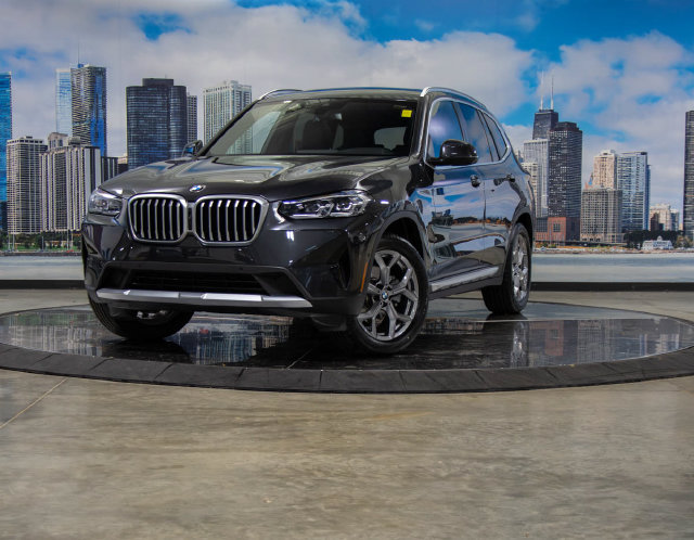 Used 2024 BMW X3 xDrive30i w/ Premium Package AWD/4WD image 2