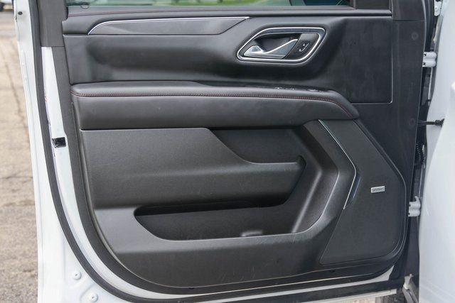 Used 2023 Chevrolet Tahoe RST AWD/4WD image 12