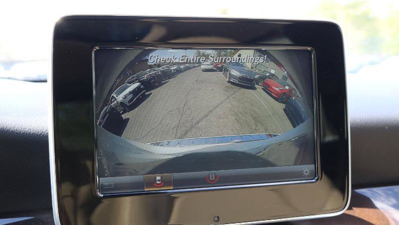 Used 2020 Mercedes-Benz GLA 250 4MATIC w/ Premium Package image 13
