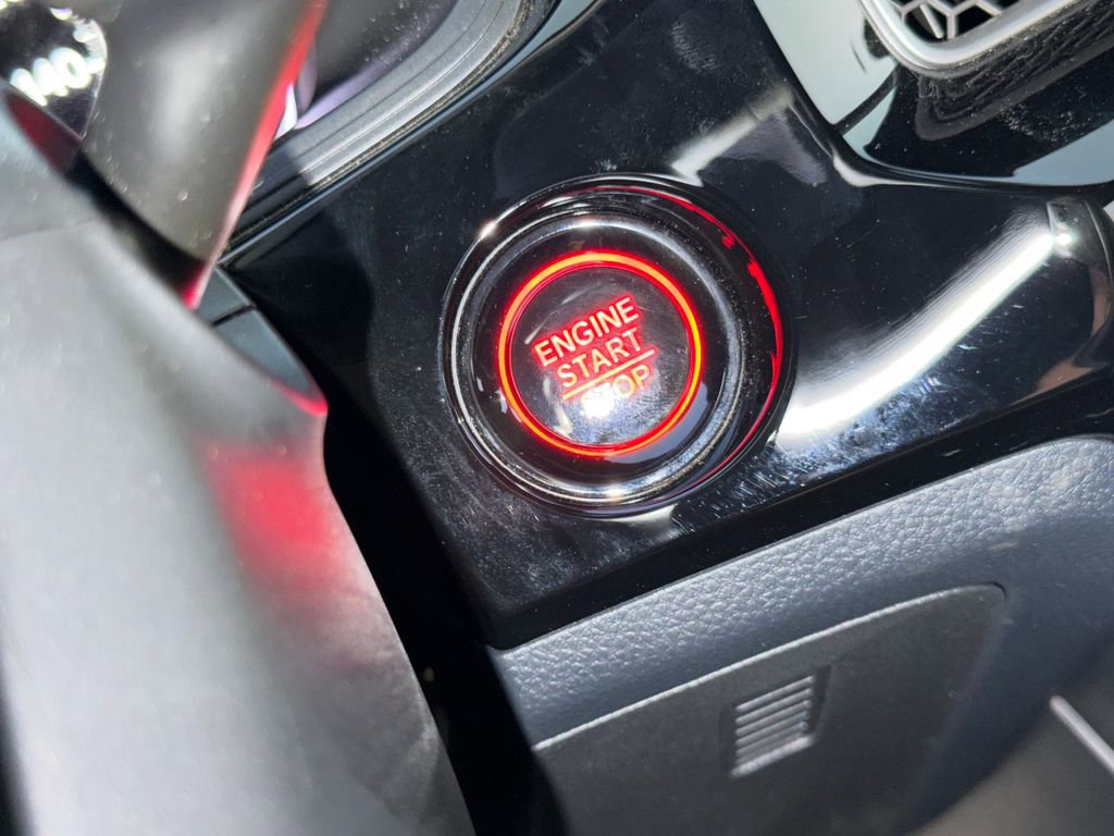 Used 2025 Honda Civic Sport image 26