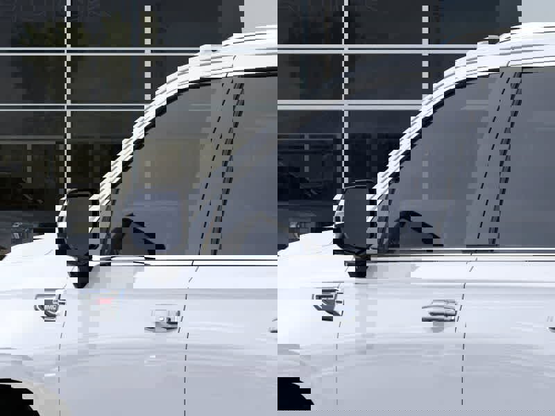 New 2026 GMC Yukon Denali w/ Sun & Power Step Package image 12