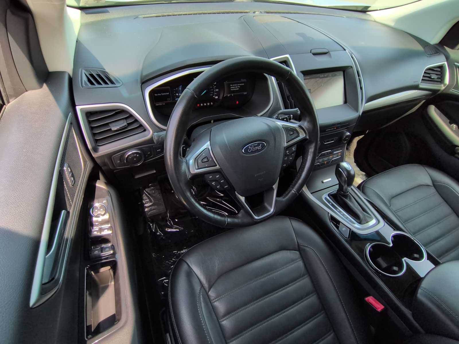 Used 2015 Ford Edge SEL w/ Equipment Group 201A FWD image 10