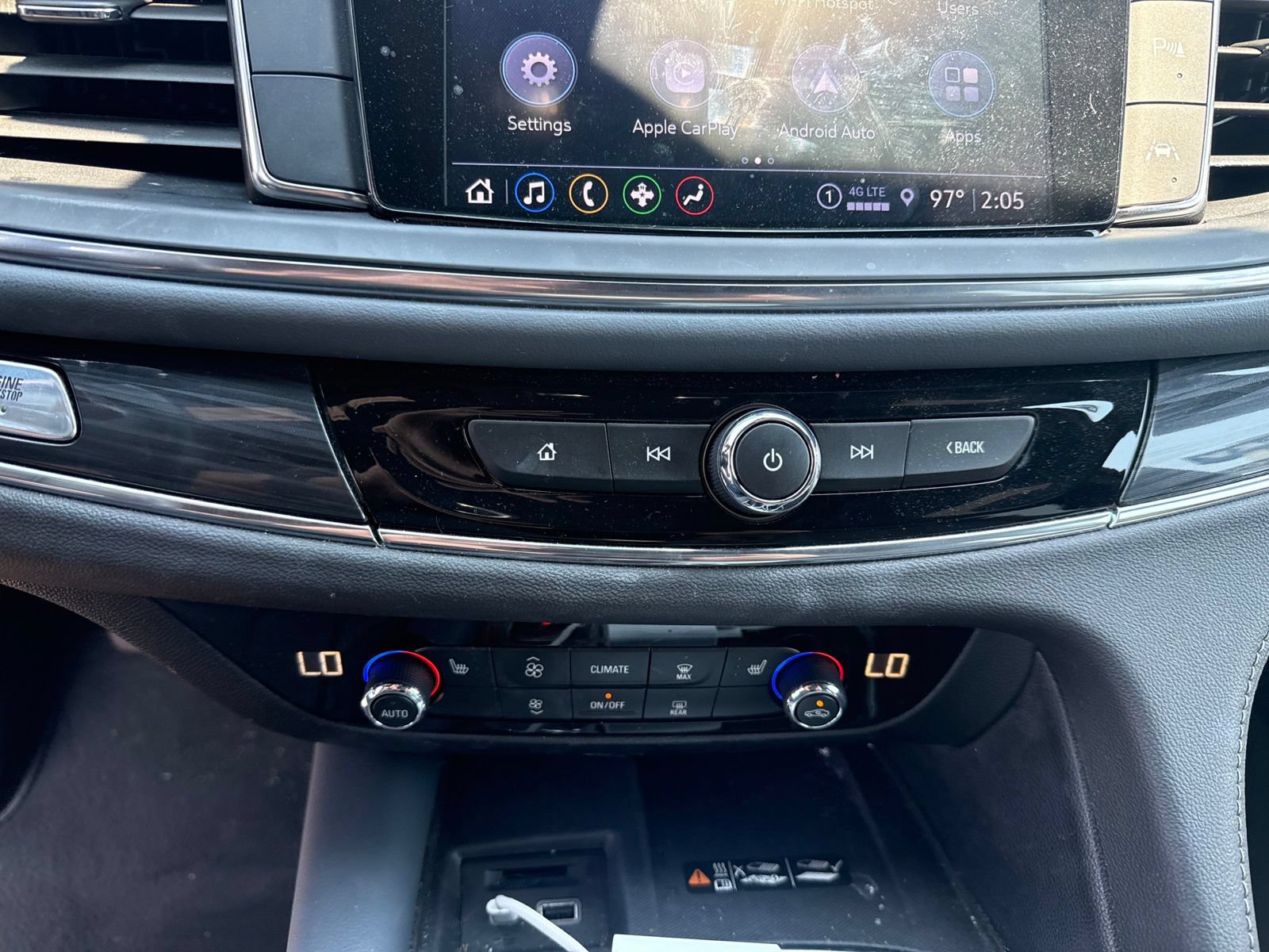 Used 2024 Buick Enclave Essence FWD image 19