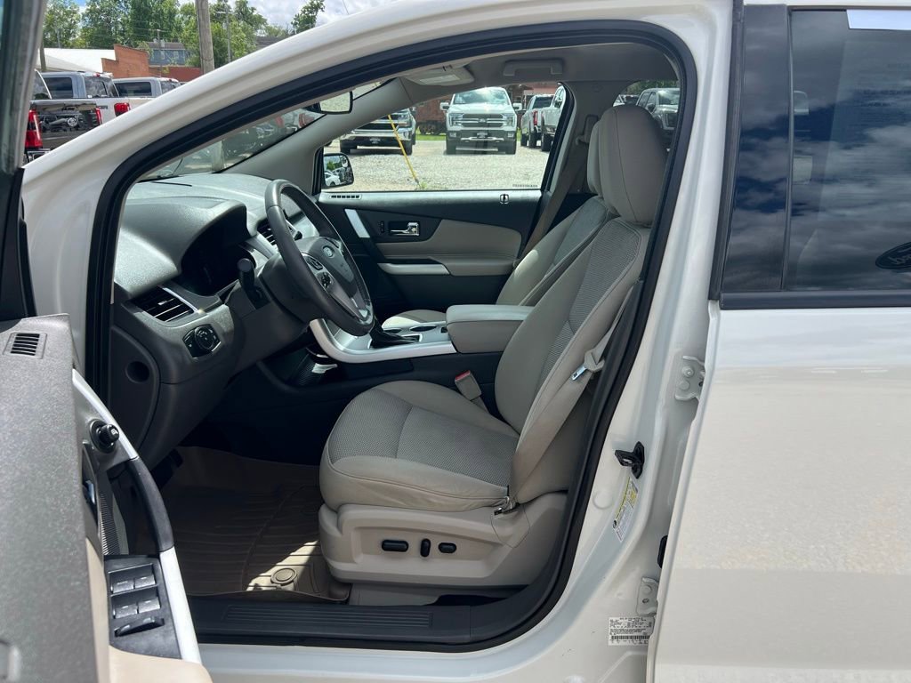 Used 2012 Ford Edge SEL FWD image 12