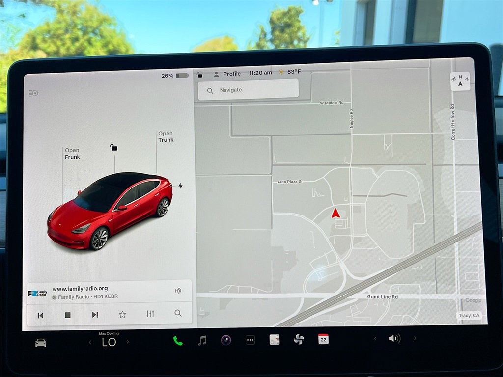 Used 2018 Tesla Model 3 Long Range image 11