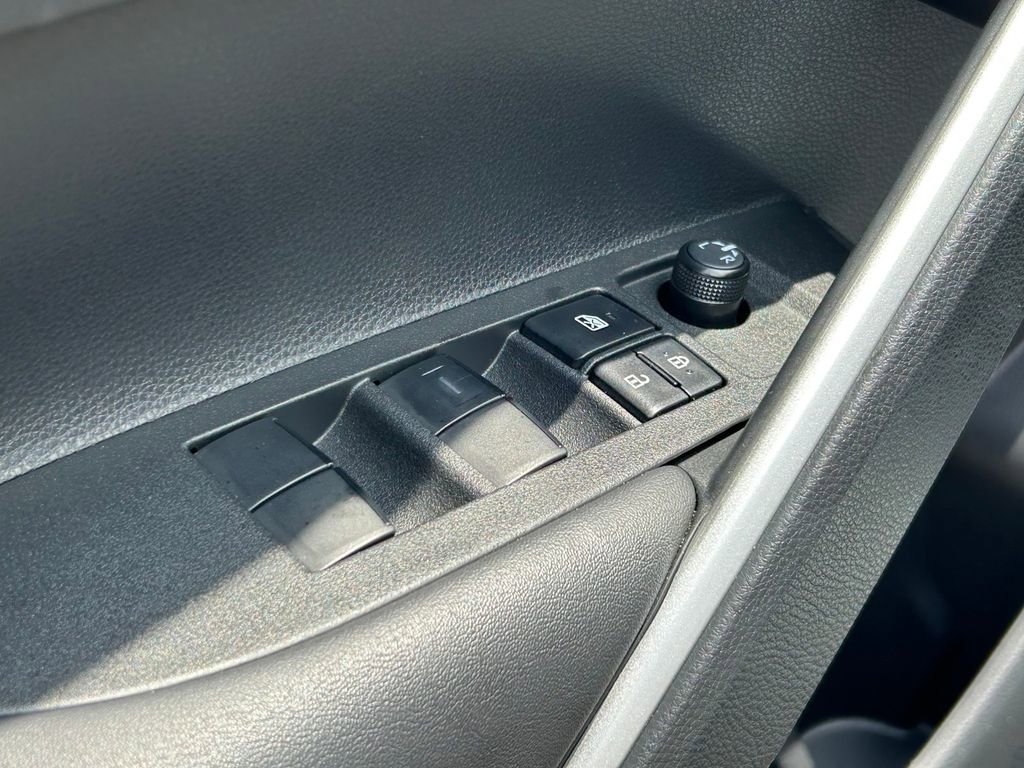 Used 2026 Toyota Corolla Cross LE w/ Moonroof Package FWD image 23