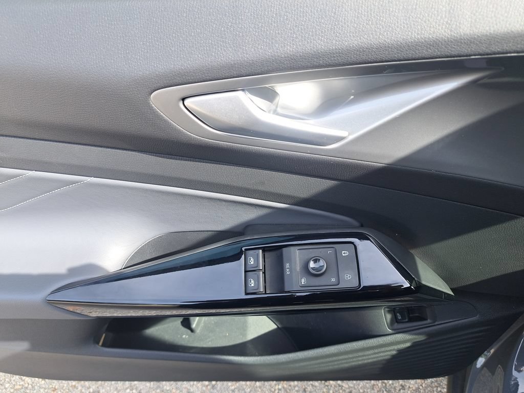 Used 2023 Volkswagen ID.4 S RWD image 21