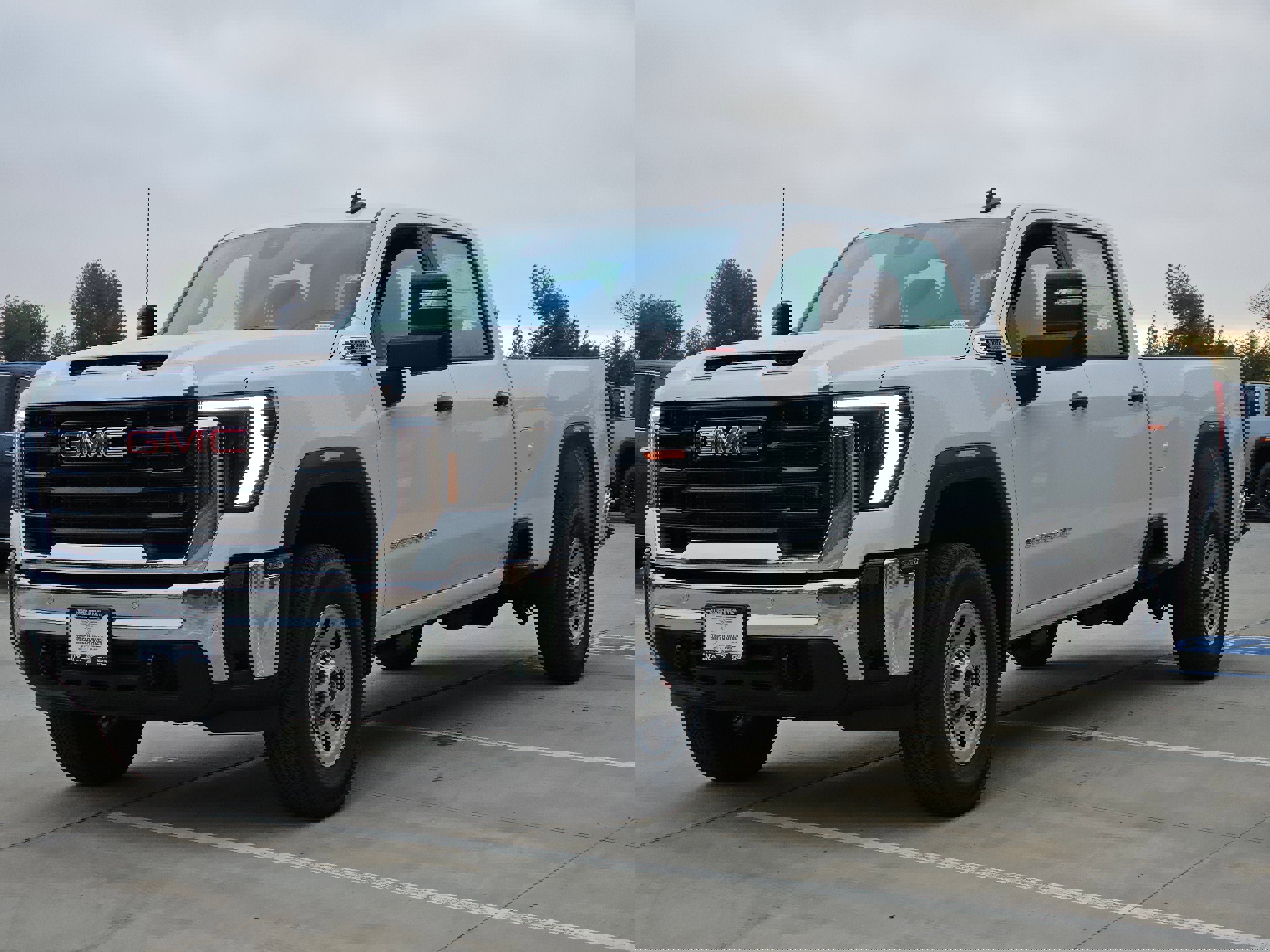 New 2025 GMC Sierra 3500 Pro w/ 1SA Pro Safety Plus Package image 4
