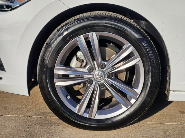 Used 2020 Volkswagen Jetta R-Line image 18