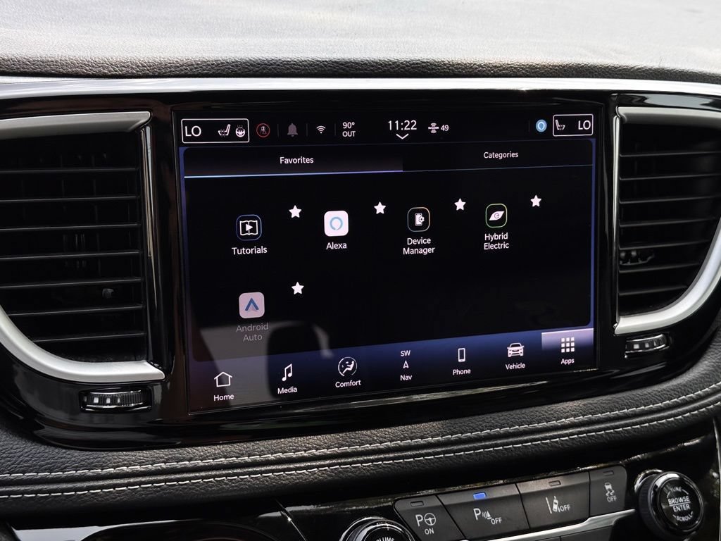 Used 2024 Chrysler Pacifica Limited FWD image 9
