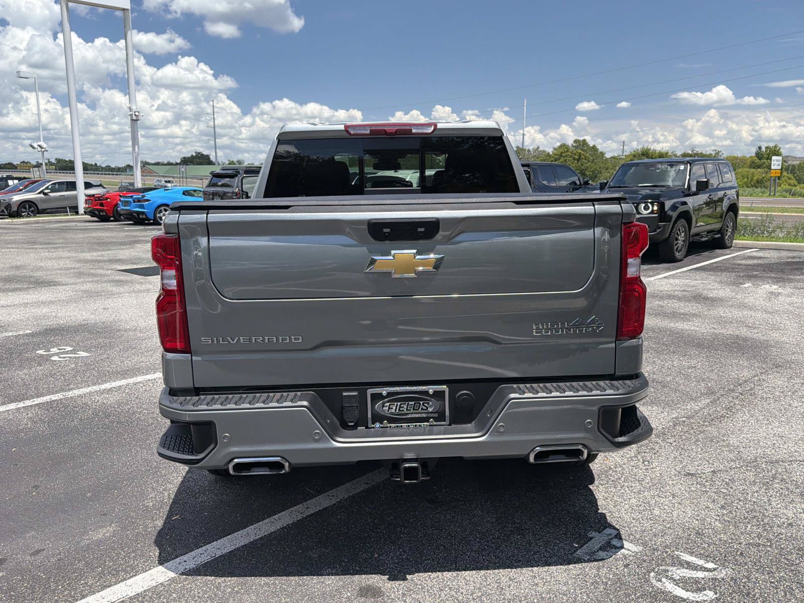Used 2024 Chevrolet Silverado 1500 High Country w/ High Country Premium Package AWD/4WD image 5