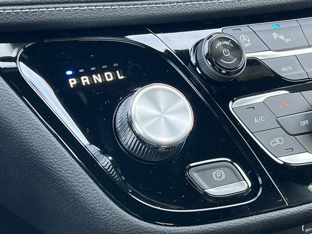 New 2026 Chrysler Pacifica Select AWD/4WD image 28