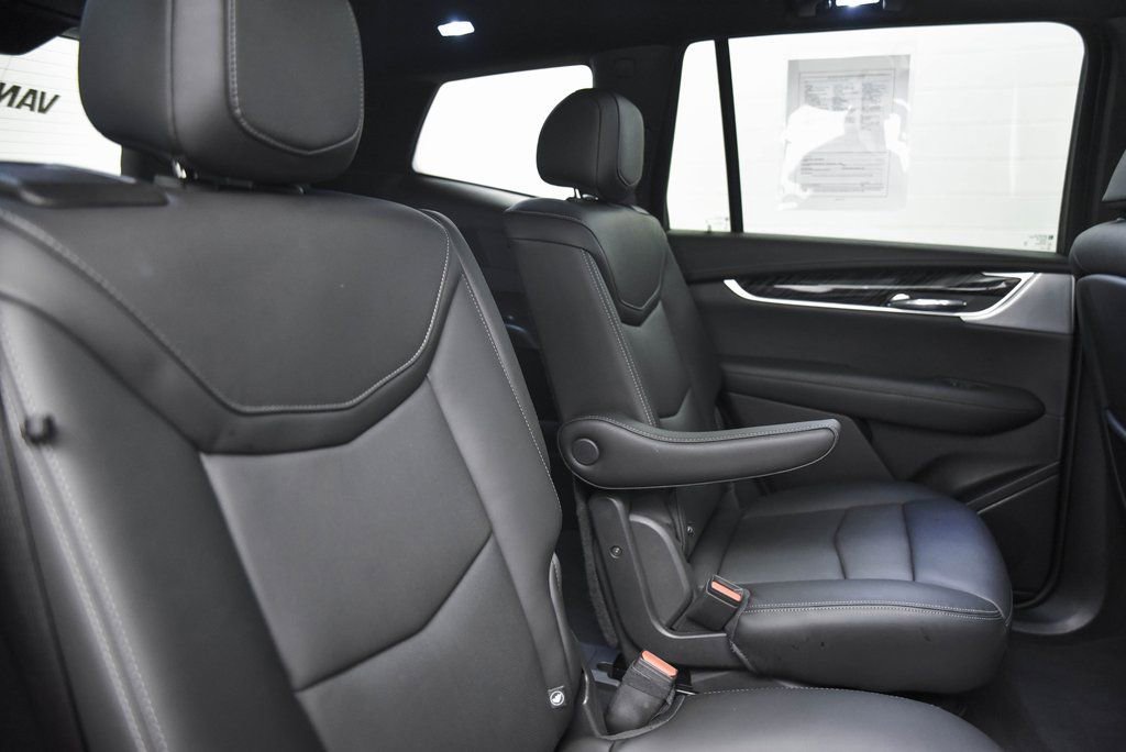 Certified 2024 Cadillac XT6 Premium Luxury w/ Technology Package image 15
