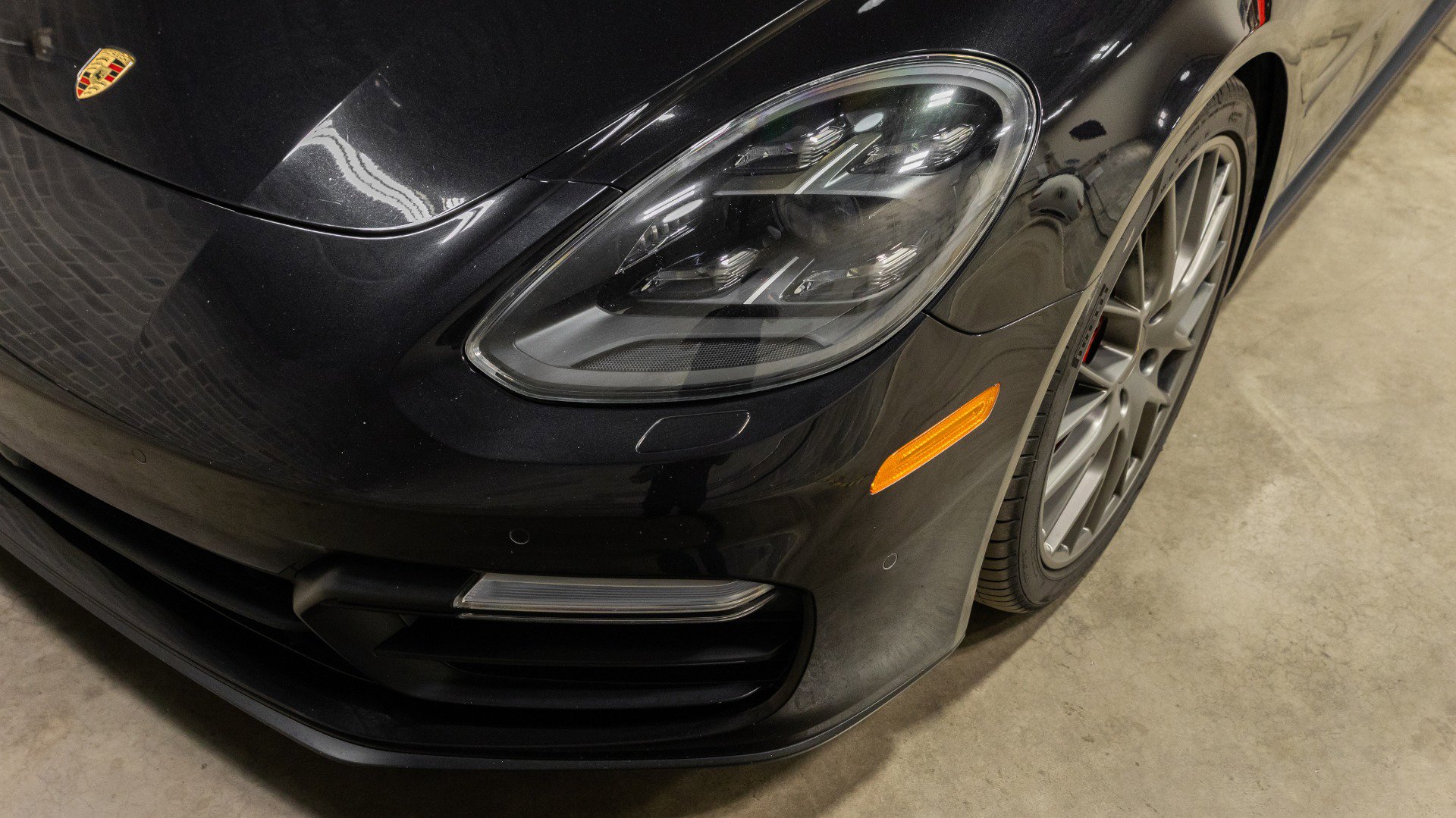 Used 2020 Porsche Panamera GTS image 17