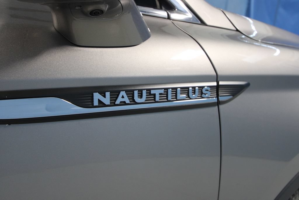 Used 2021 Lincoln Nautilus Reserve w/ Equipment Group 202A AWD/4WD image 41