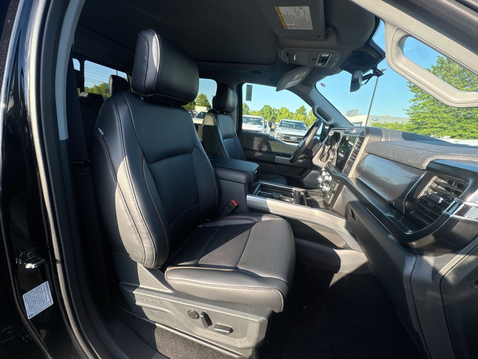 New 2026 Ford F350 Lariat w/ Lariat Ultimate Package AWD/4WD image 27