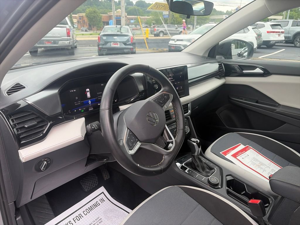 Used 2025 Volkswagen Taos S AWD/4WD image 16