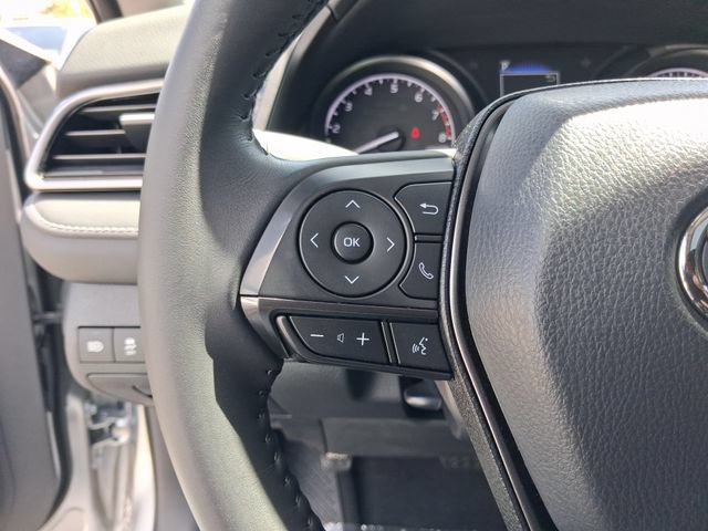 Used 2024 Toyota Camry SE w/ Convenience Package FWD image 17