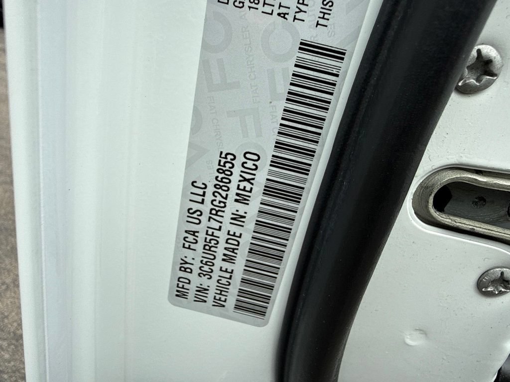 Used 2024 RAM 2500 Laramie AWD/4WD image 10