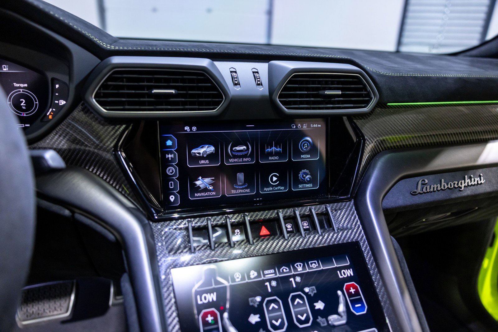 Used 2024 Lamborghini Urus Performante image 43