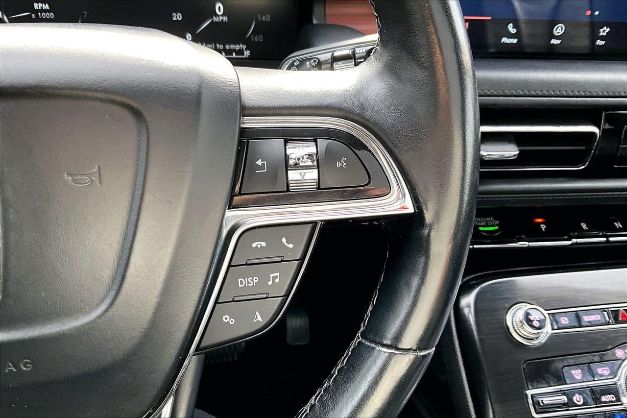 Used 2022 Lincoln Nautilus Reserve image 31