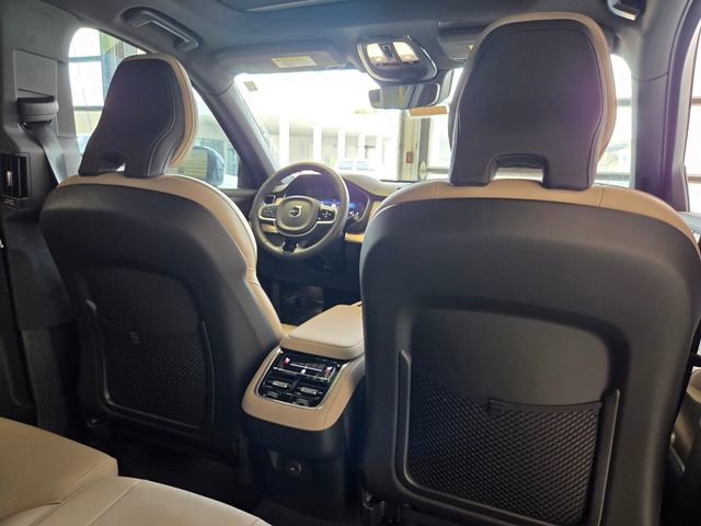New 2026 Volvo XC90 B6 Plus w/ Protection Package Premier AWD/4WD image 24