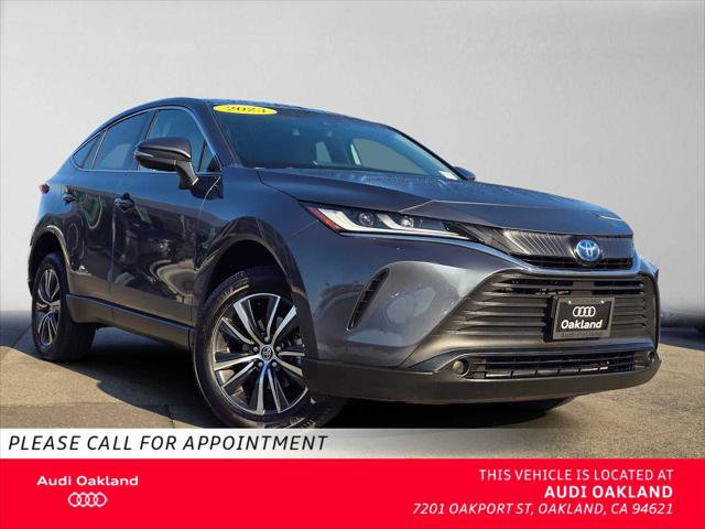Used 2023 Toyota Venza LE AWD/4WD image 1