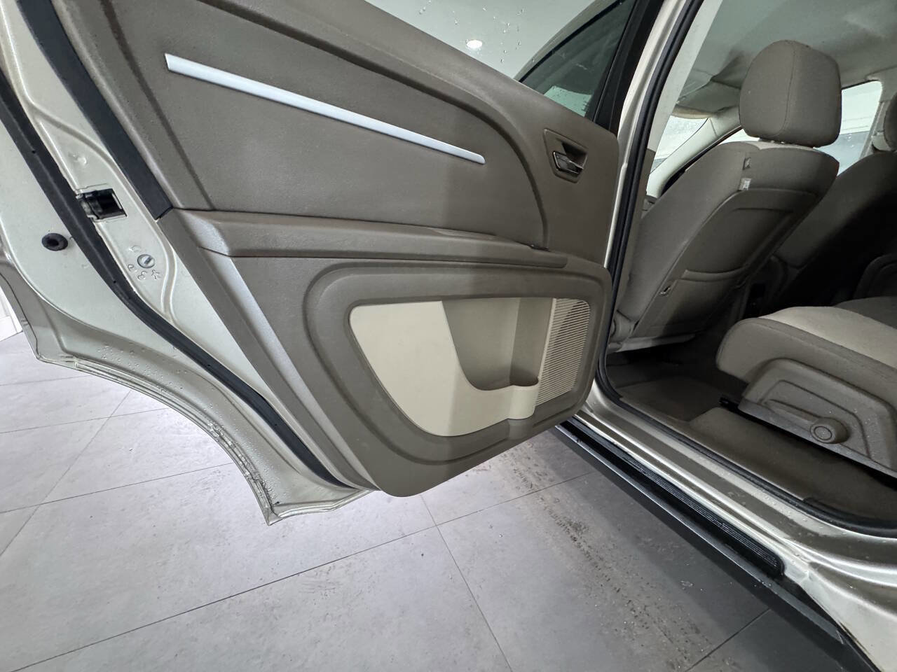 Used 2009 Dodge Journey SXT w/ Convenience Group I AWD/4WD image 17