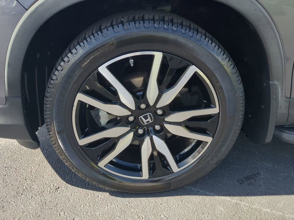 Used 2021 Honda Pilot Touring image 19
