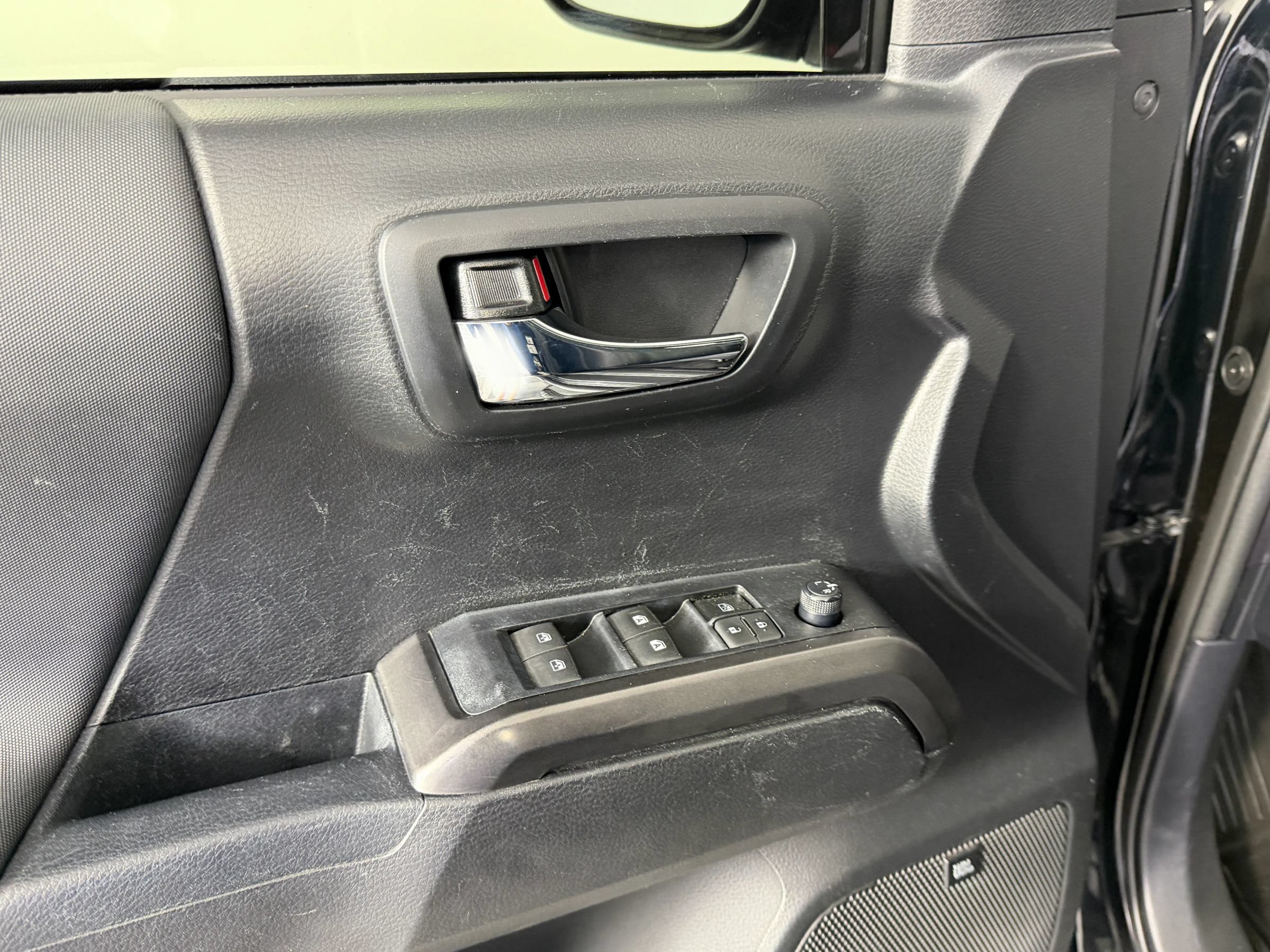 Used 2019 Toyota Tacoma TRD Pro AWD/4WD image 35