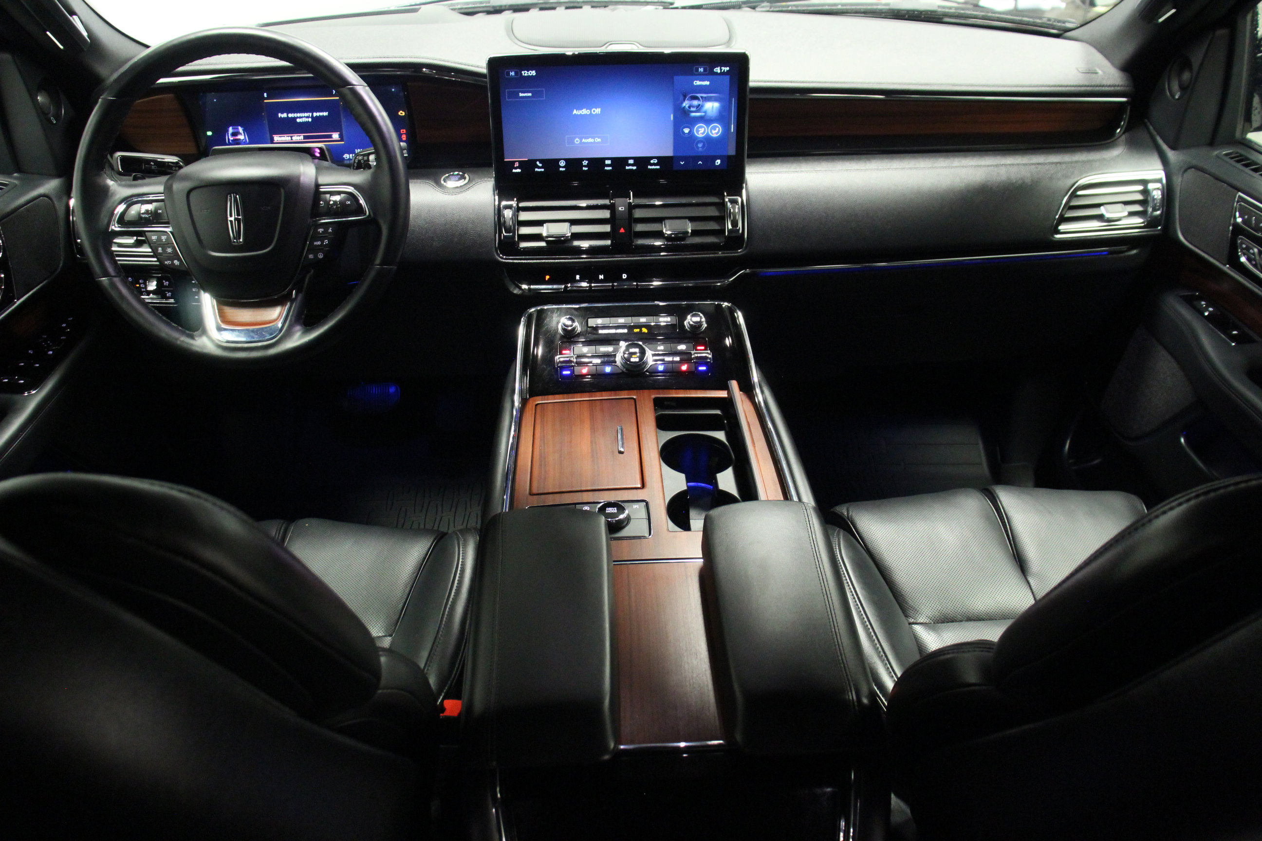 Used 2024 Lincoln Navigator Reserve AWD/4WD image 20