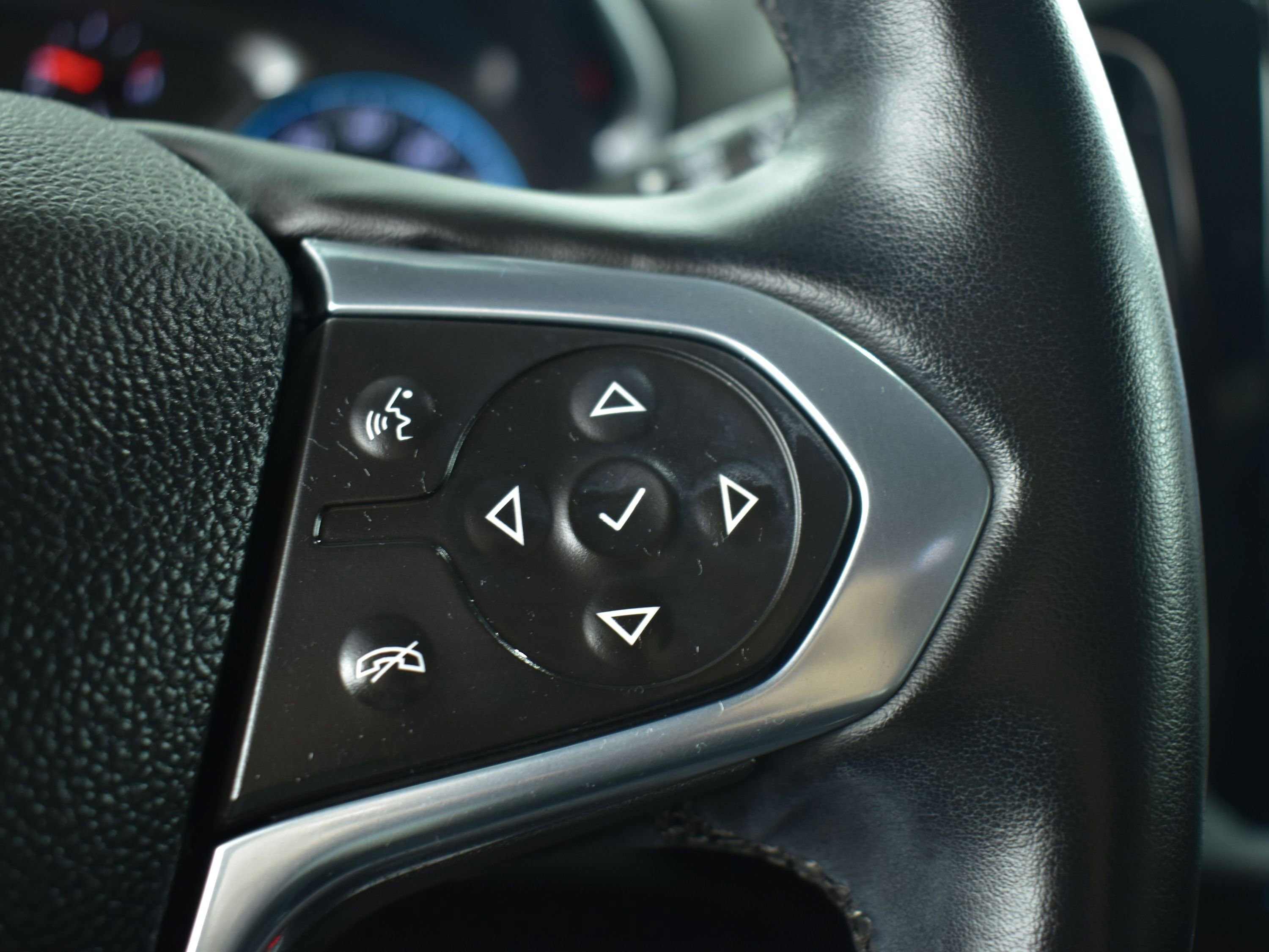 Used 2023 Chevrolet Traverse LT w/ LT Premium Package image 20