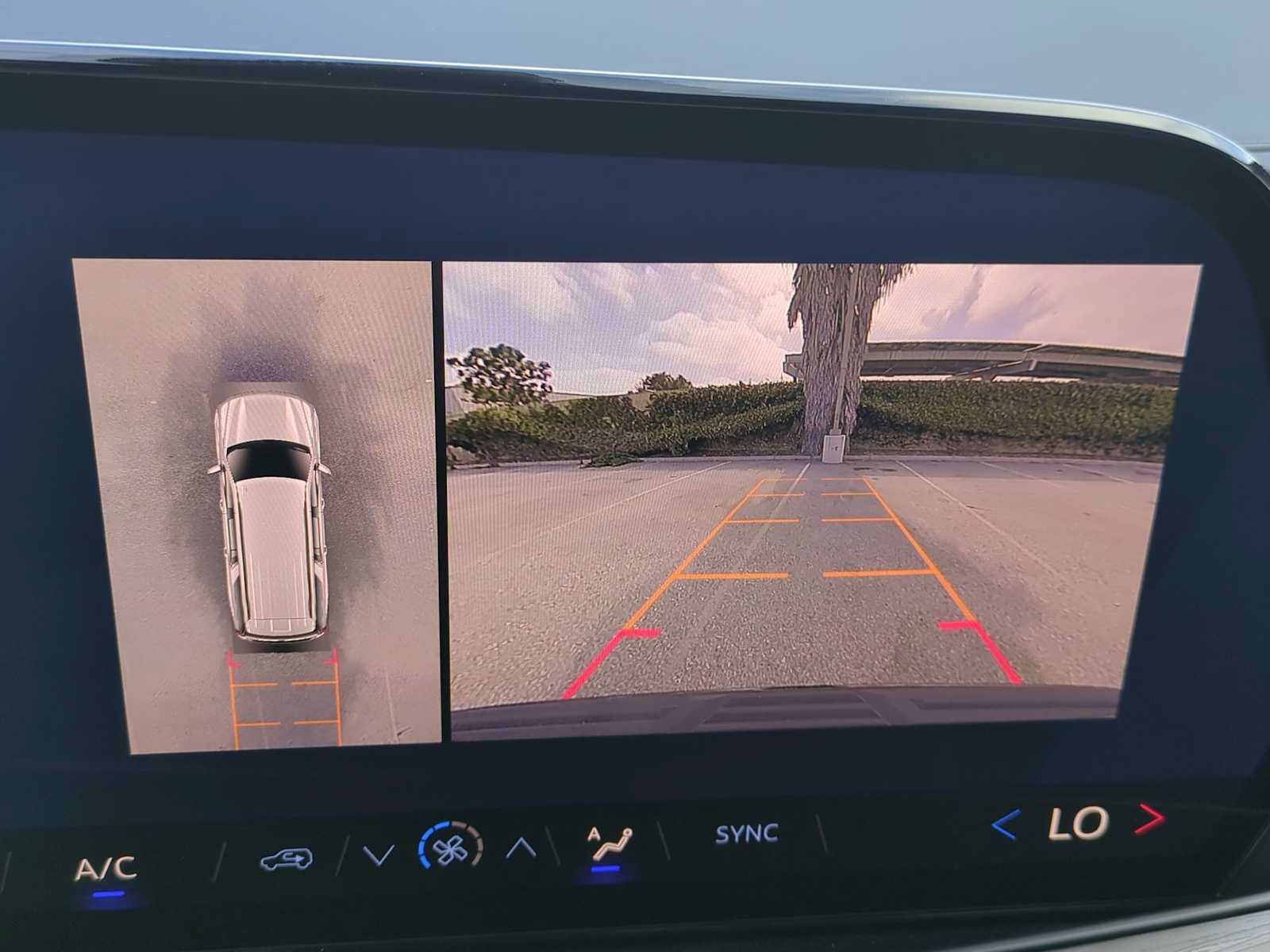 New 2026 Chevrolet Suburban LS RWD image 20