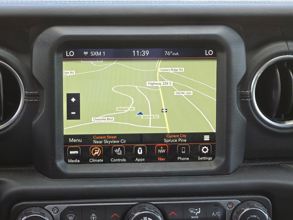 Used 2020 Jeep Gladiator Overland AWD/4WD image 8