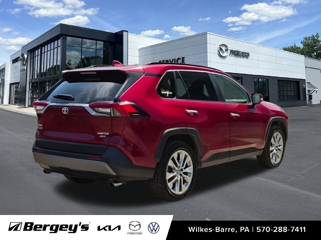 Used 2019 Toyota RAV4 Limited w/ Advanced Technology Package AWD/4WD image 10