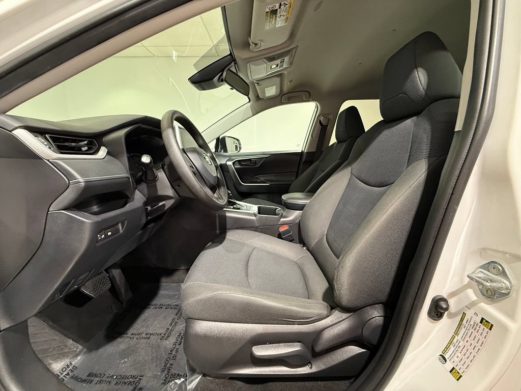 Certified 2024 Toyota RAV4 LE AWD/4WD image 13