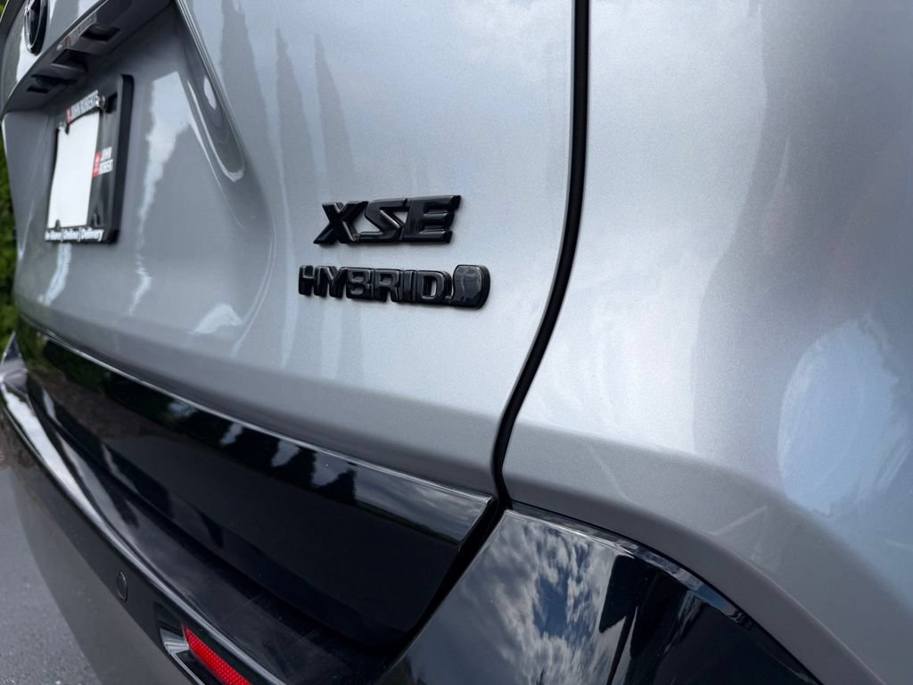 Certified 2024 Toyota RAV4 XSE w/ Advanced Technology Package AWD/4WD image 9