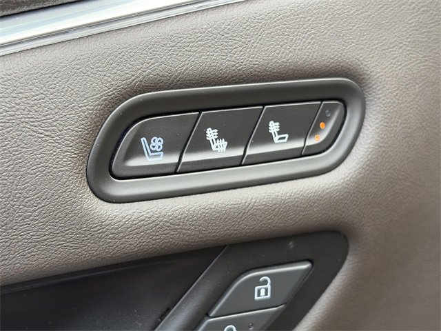 Used 2023 Cadillac Escalade Sport w/ Touring Package image 18