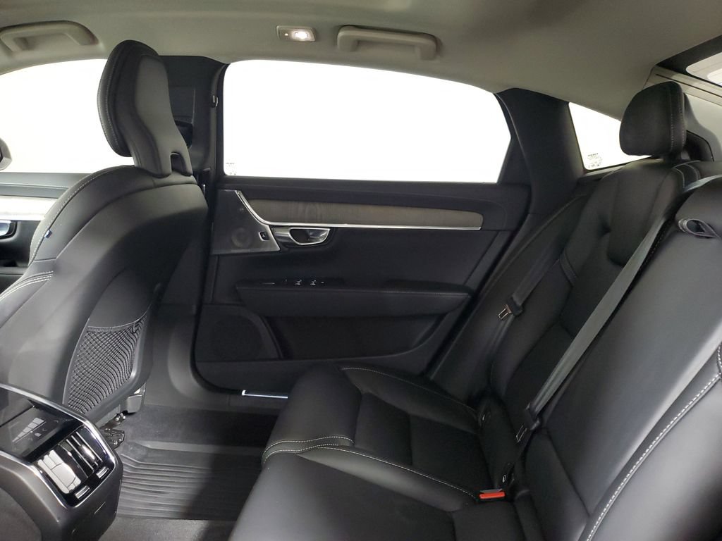Used 2022 Volvo S90 B6 Inscription w/ Advanced Package AWD/4WD image 14