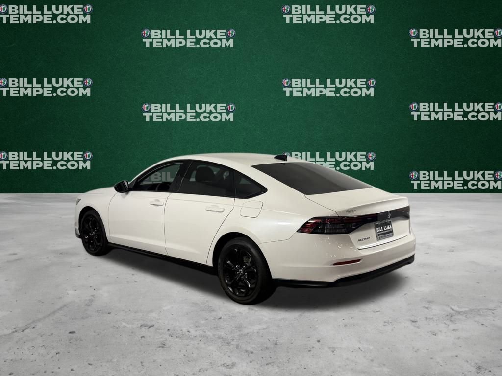 Used 2025 Honda Accord SE image 6