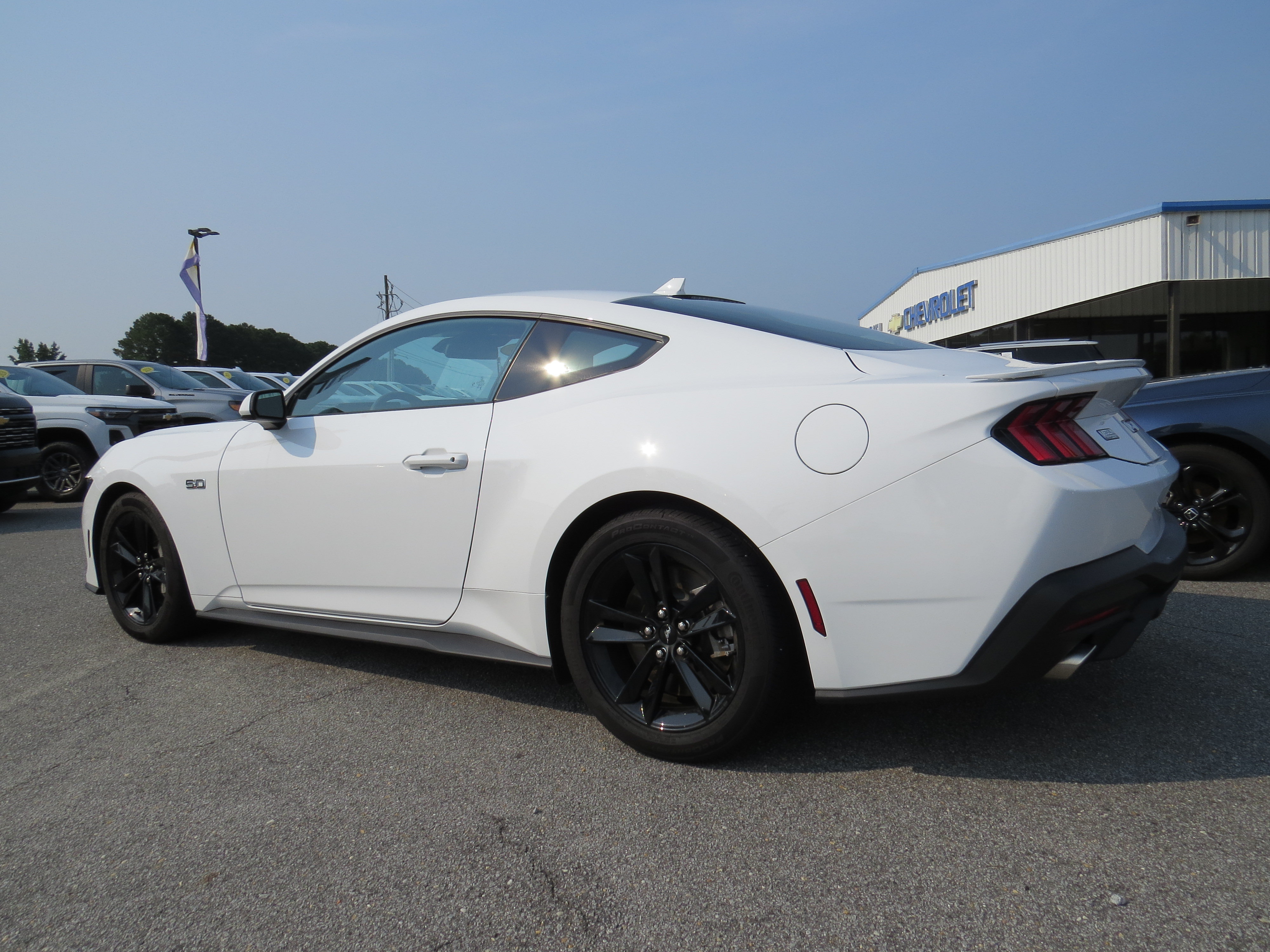 Used 2025 Ford Mustang GT RWD image 6