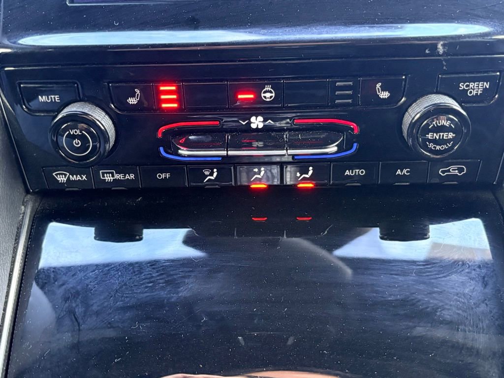 Used 2024 Jeep Grand Cherokee L Laredo image 22