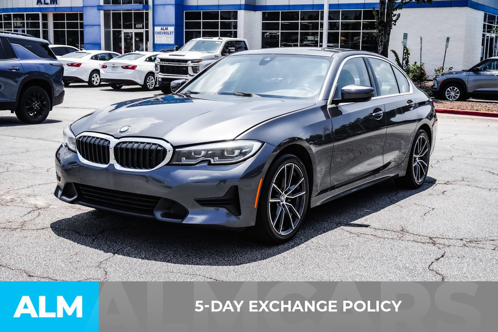 Used 2022 BMW 330i Sedan w/ Driving Assistance Package RWD image 4
